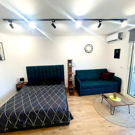 Central Studio Apartment 1, Тирана Экстерьер фото