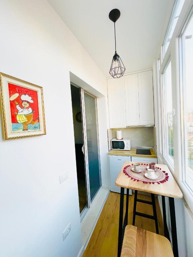 Central Studio Apartment 1, Тирана Экстерьер фото